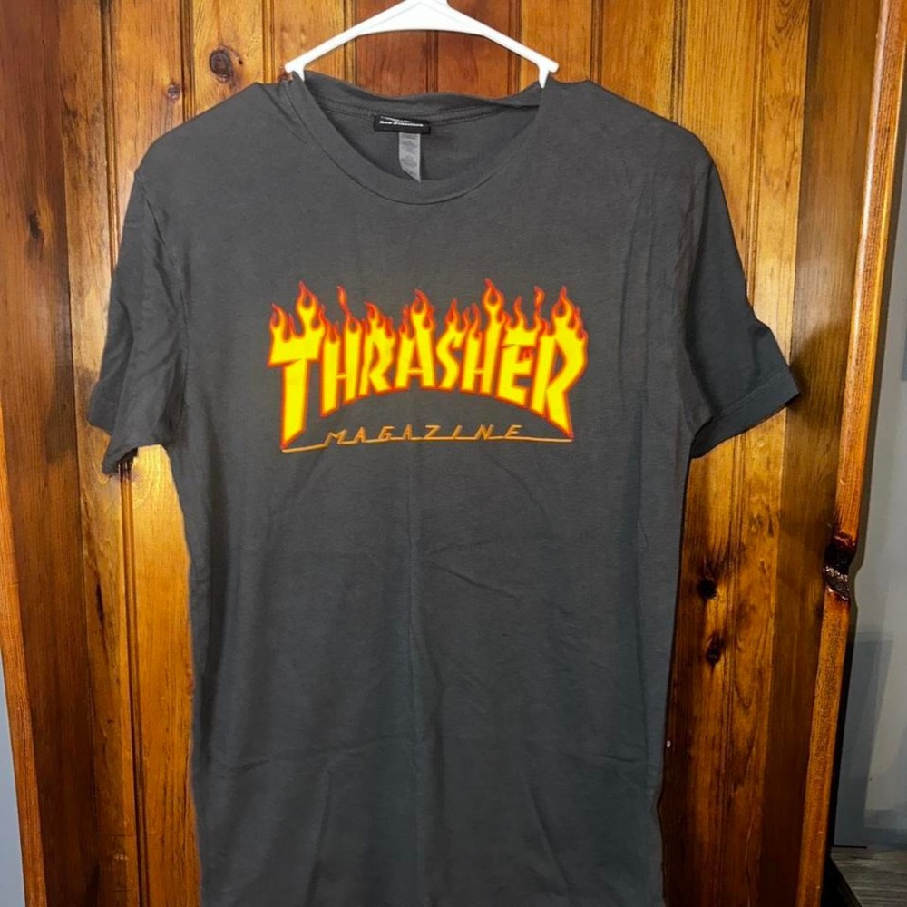 Thrasher‎ skateboarding graphic tee size small